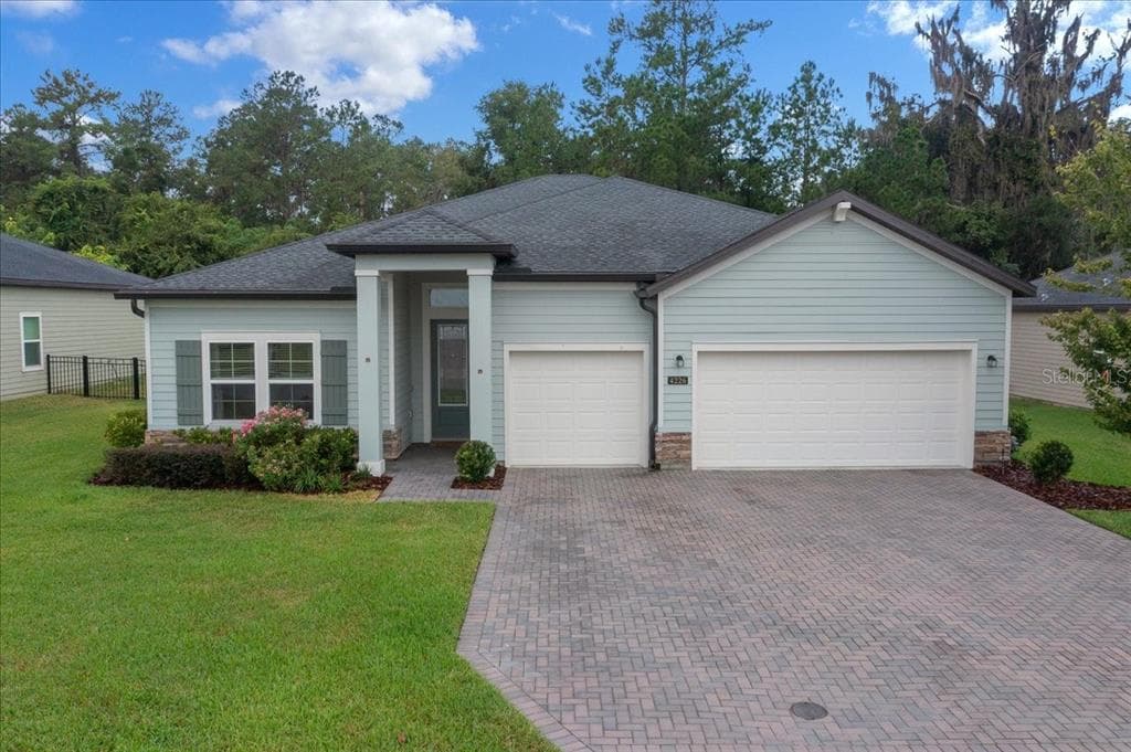 4226 SE 11TH AVENUE - 4bd/3ba - $575,000 - OCALA, FL