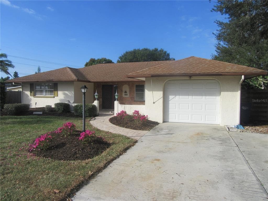 112 61ST STREET NW - 3bd/2ba - $2,800 - BRADENTON, FL