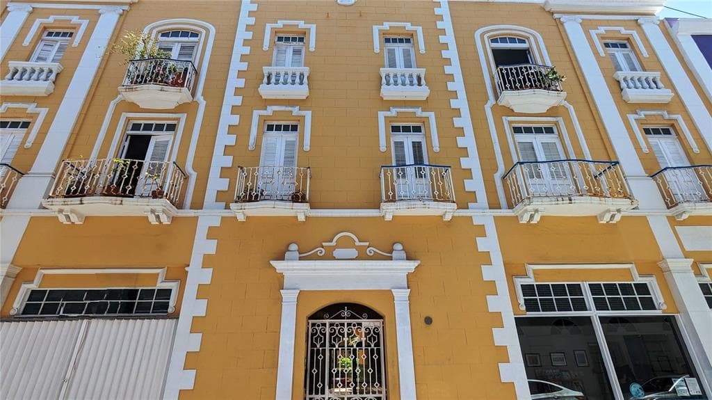 153 CALLE DE LA CRUZ UNIT 3A - 3bd/1ba - $3,000 - SAN JUAN, PR