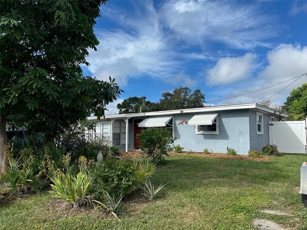 11412 103RD STREET - 2bd/1ba - $274,000 - LARGO, FL