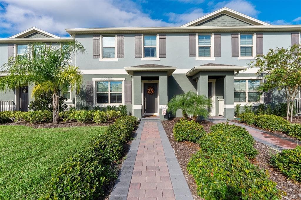 12063 HOLYSTONE - 3bd/3ba - $430,000 - WINTER GARDEN, FL