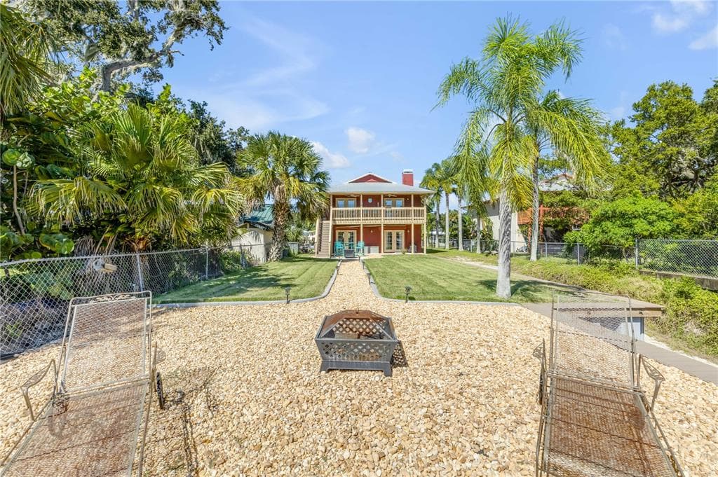 215 RANDLE AVENUE - Interior/Exterior Photo 3 - OAK HILL, FL