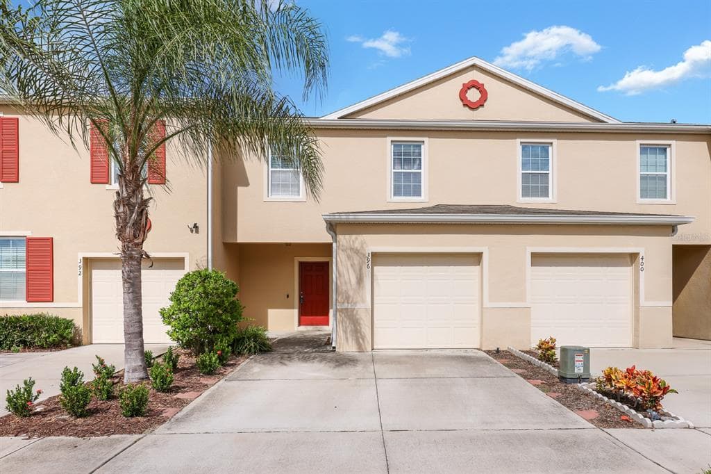 396 ARBOR LAKES DRIVE - 3bd/3ba - $285,000 - DAVENPORT, FL