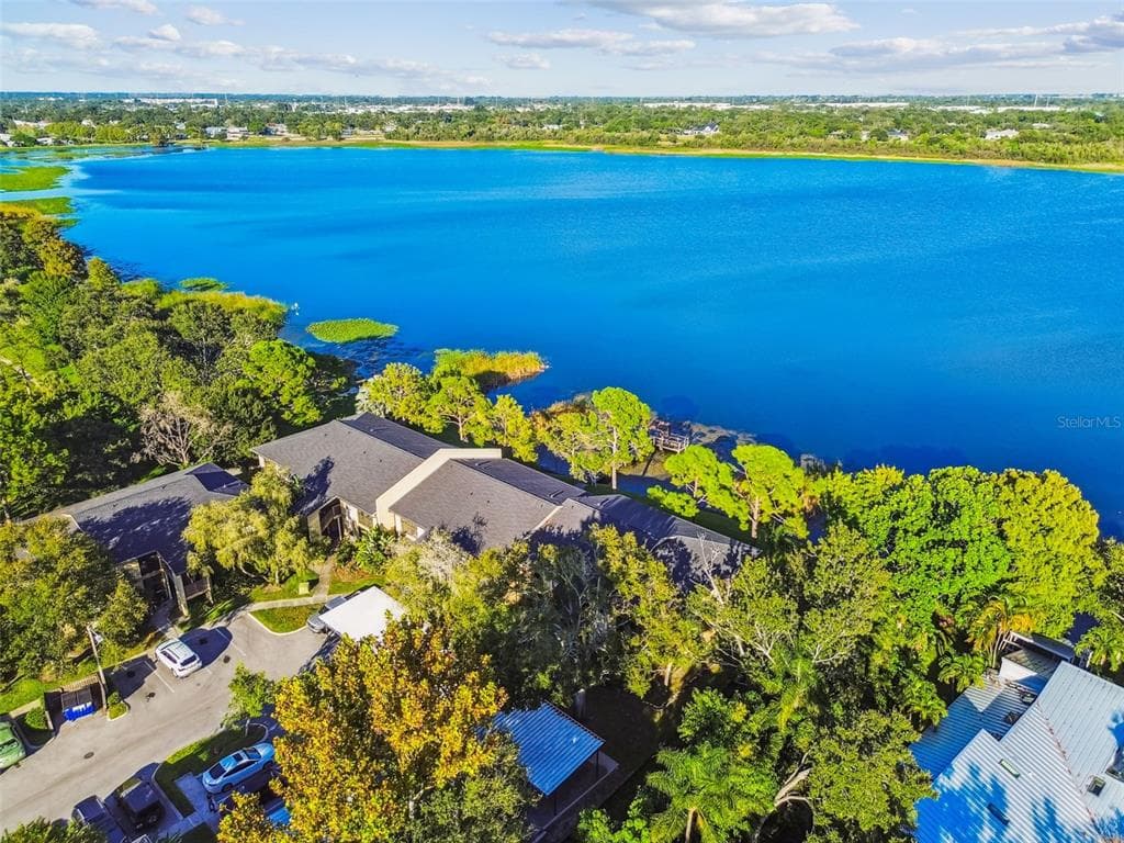 10101 SAILWINDS BOULEVARD S UNIT 203 - 2bd/2ba - $210,000 - LARGO, FL