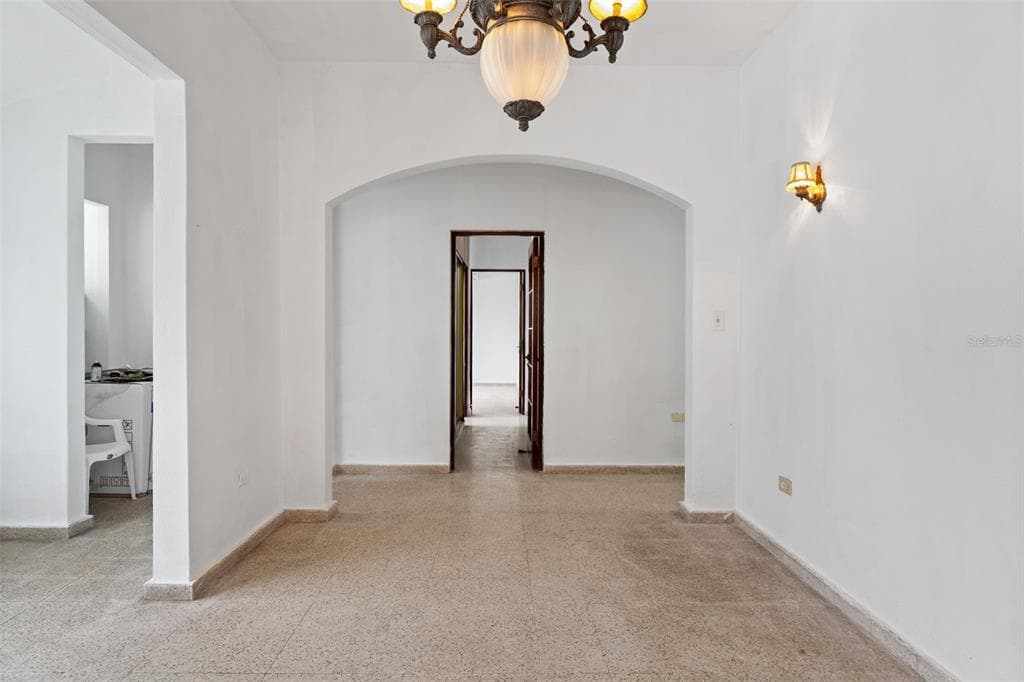 2052 ITALIA - Interior/Exterior Photo 5 - SAN JUAN, PR