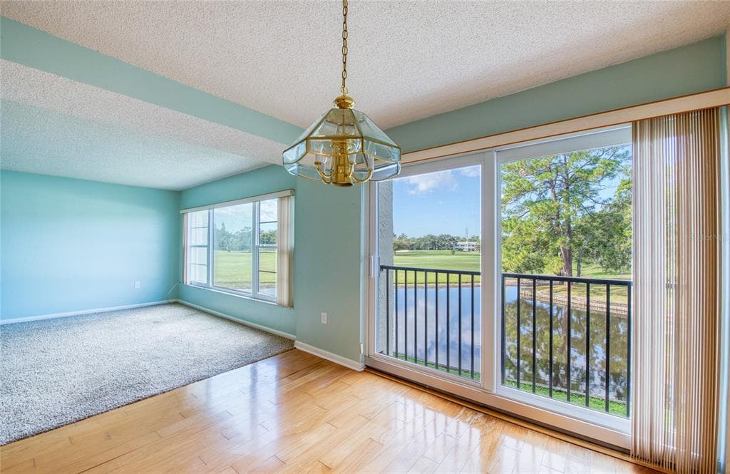 225 COUNTRY CLUB DRIVE UNIT 1209 - 2bd/2ba - $249,900 - LARGO, FL