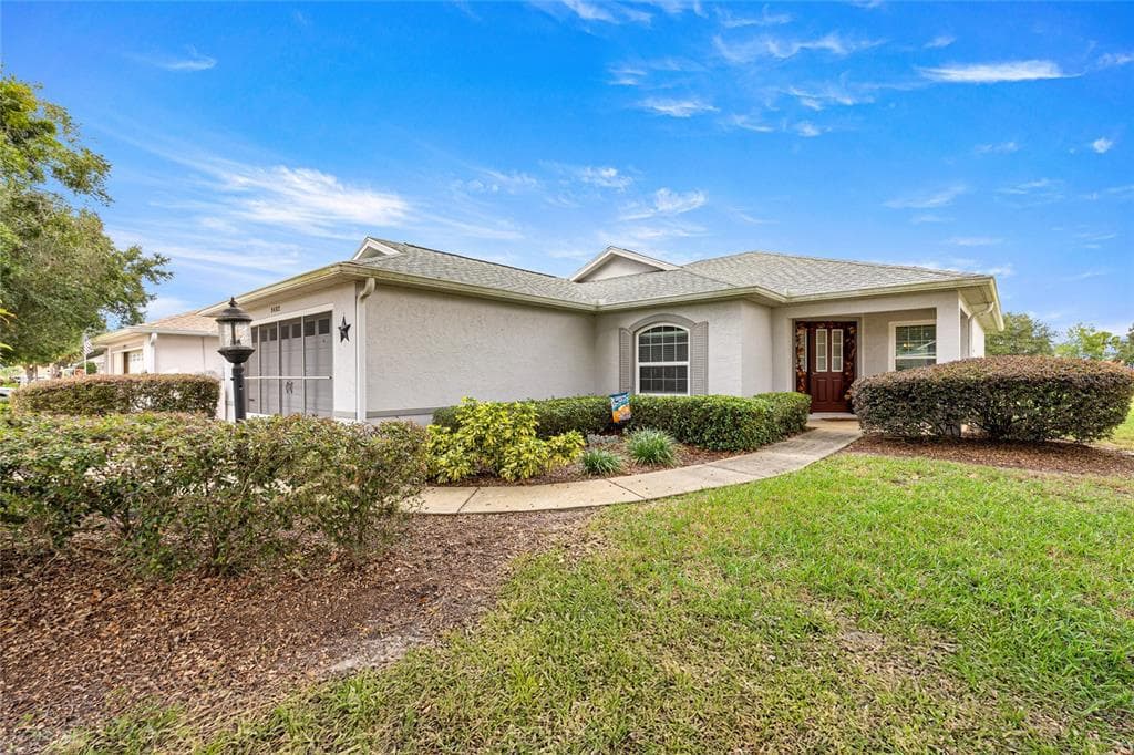 9482 SW 93RD LOOP - 2bd/2ba - $254,900 - OCALA, FL