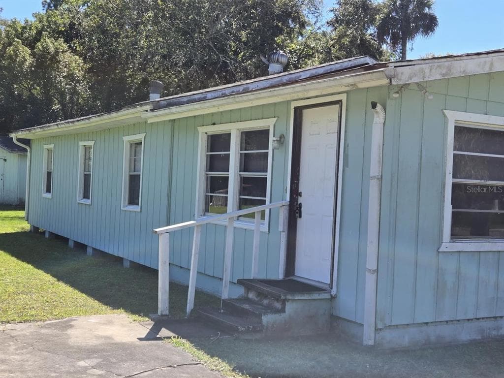 171 N PUTNAM GROVE ROAD - Interior/Exterior Photo 5 - OAK HILL, FL