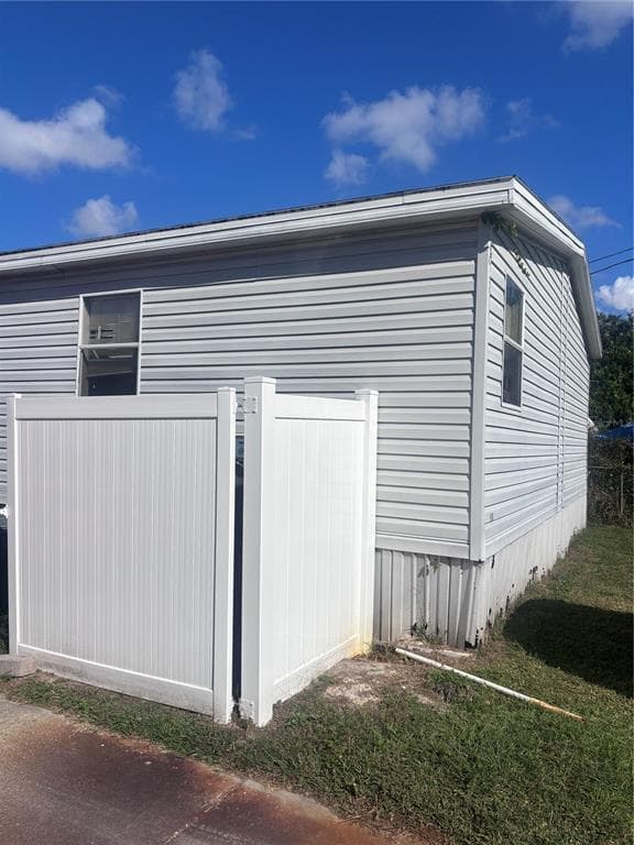 9435 LORAS STREET - 3bd/2ba - $100,000 - NEW PORT RICHEY, FL