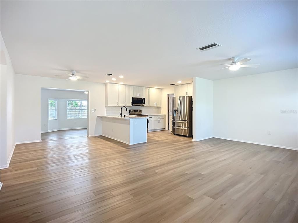 2809 TAUNTON DRIVE W - Interior/Exterior Photo 3 - BRADENTON, FL