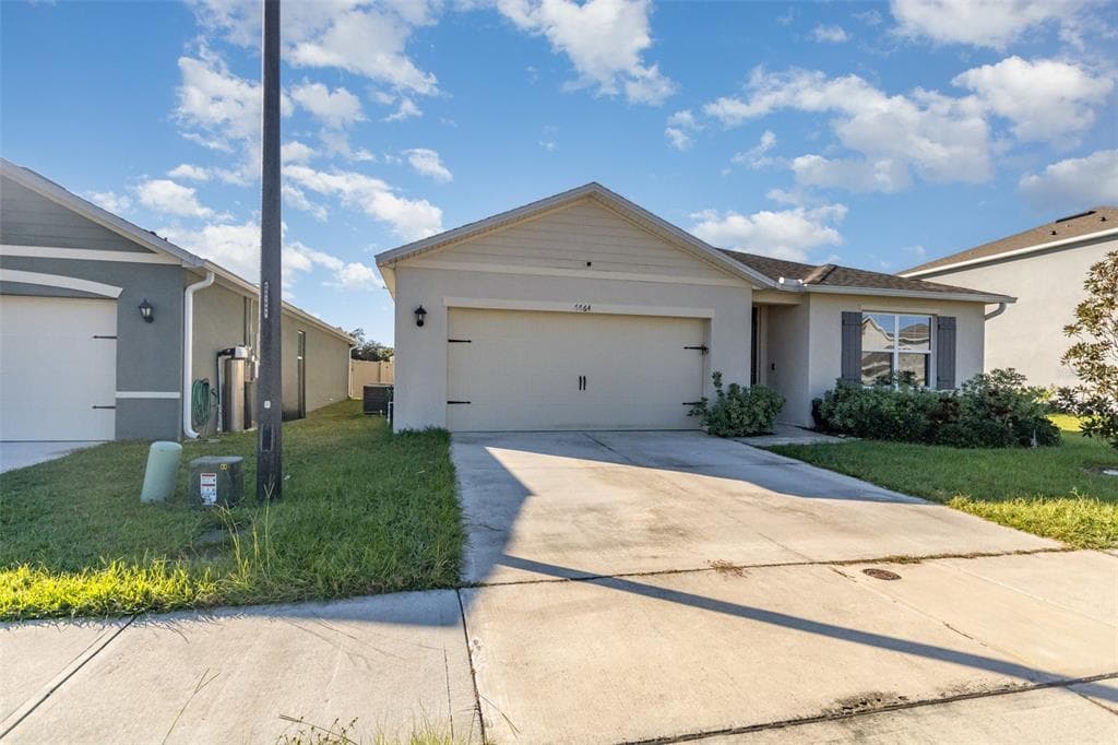 6664 CORAL BERRY DRIVE - MOUNT DORA, FL - 4bd/2ba - $380,000