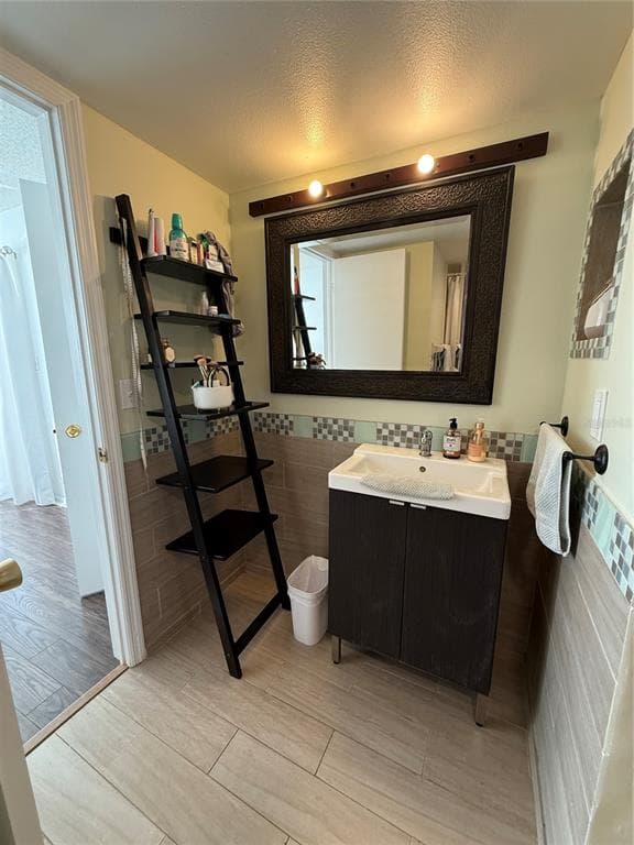 6916 STONES THROW CIRCLE N UNIT 9110 - Interior/Exterior Photo 3 - ST PETERSBURG, FL