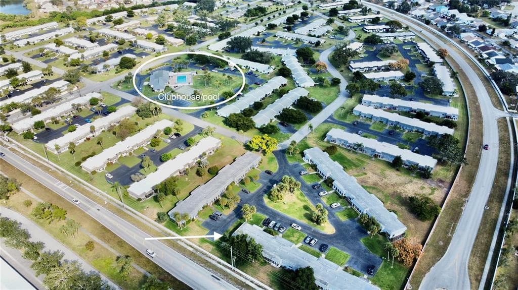 3802 42ND STREET COURT W UNIT 31 - Interior/Exterior Photo 4 - BRADENTON, FL