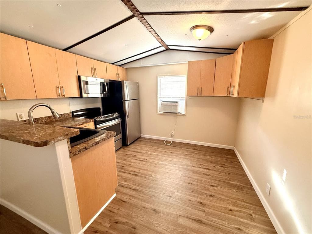 11324 ALTOONA AVENUE - Interior/Exterior Photo 5 - NEW PORT RICHEY, FL