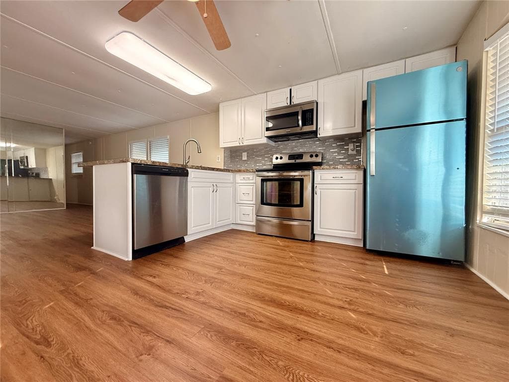 9115 BOURBON STREET - Interior/Exterior Photo 4 - NEW PORT RICHEY, FL