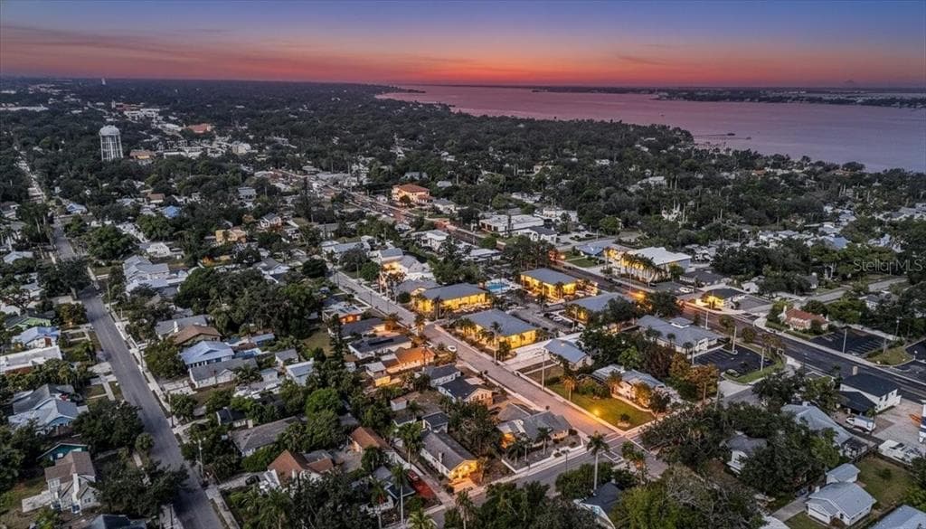 610 22ND STREET W - Interior/Exterior Photo 5 - BRADENTON, FL