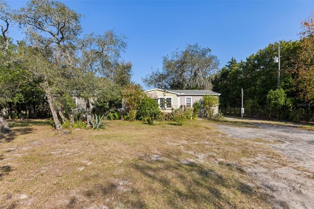 16933 BOSLEY DRIVE - Interior/Exterior Photo 2 - SPRING HILL, FL