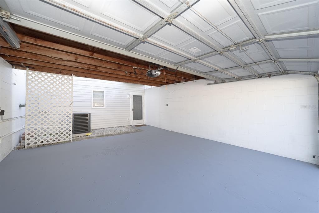 11913 CONGRESSIONAL DRIVE UNIT 11913 - Interior/Exterior Photo 2 - TAMPA, FL