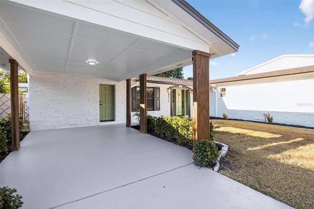 8315 MILLWOOD DRIVE - Interior/Exterior Photo 5 - TAMPA, FL