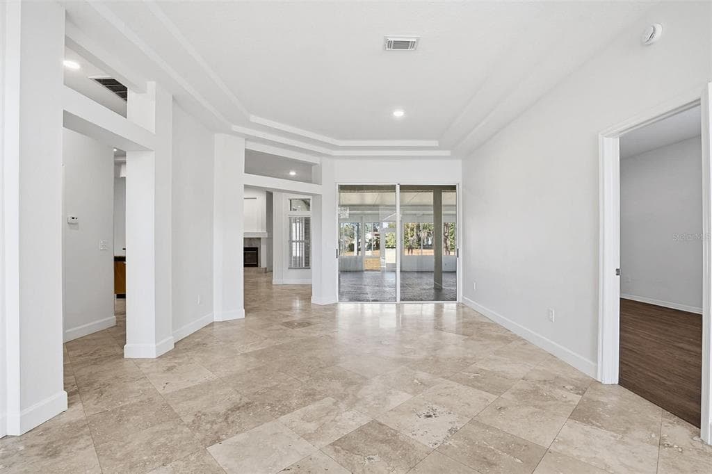 18804 FOREST GLEN COURT - Interior/Exterior Photo 5 - TAMPA, FL