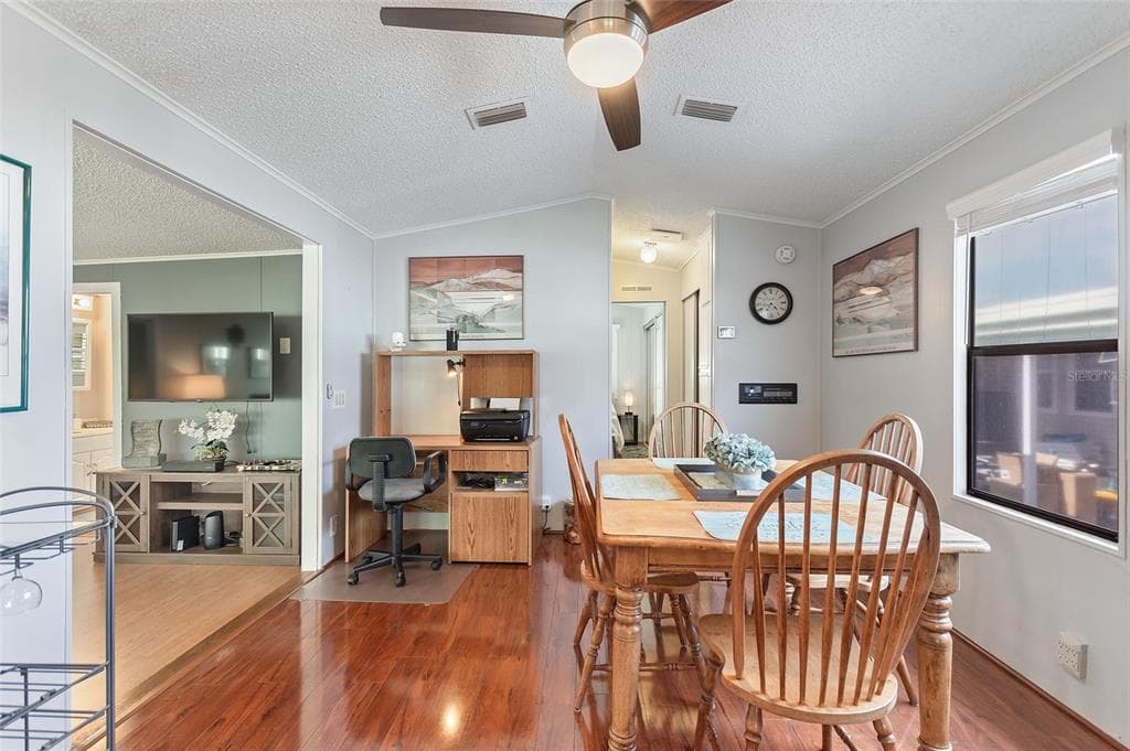 141 CHAMPIONSHIP DR - Interior/Exterior Photo 4 - DAVENPORT, FL