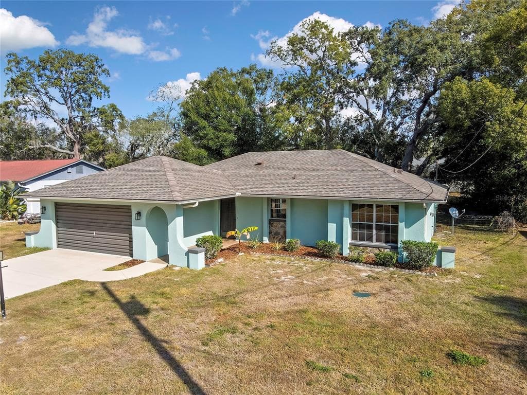 368 PORTLAND AVENUE - Interior/Exterior Photo 5 - SPRING HILL, FL