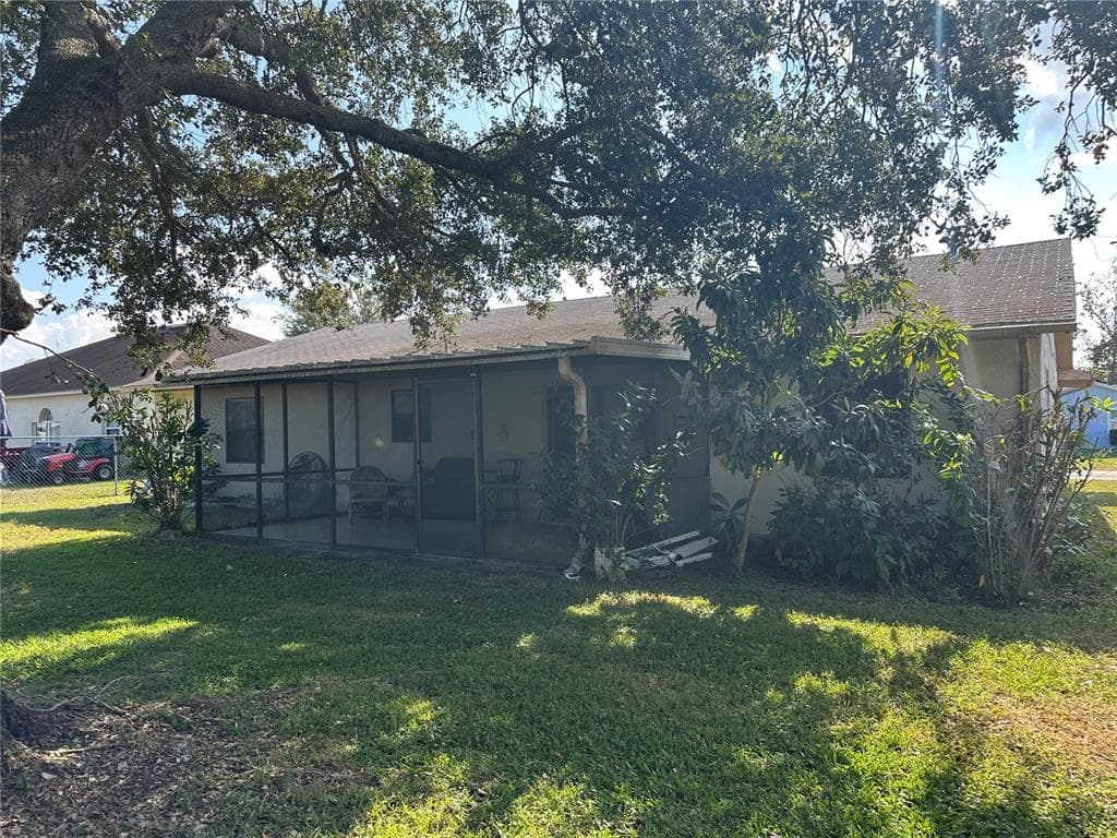 746 MADERIA COURT - Interior/Exterior Photo 4 - KISSIMMEE, FL