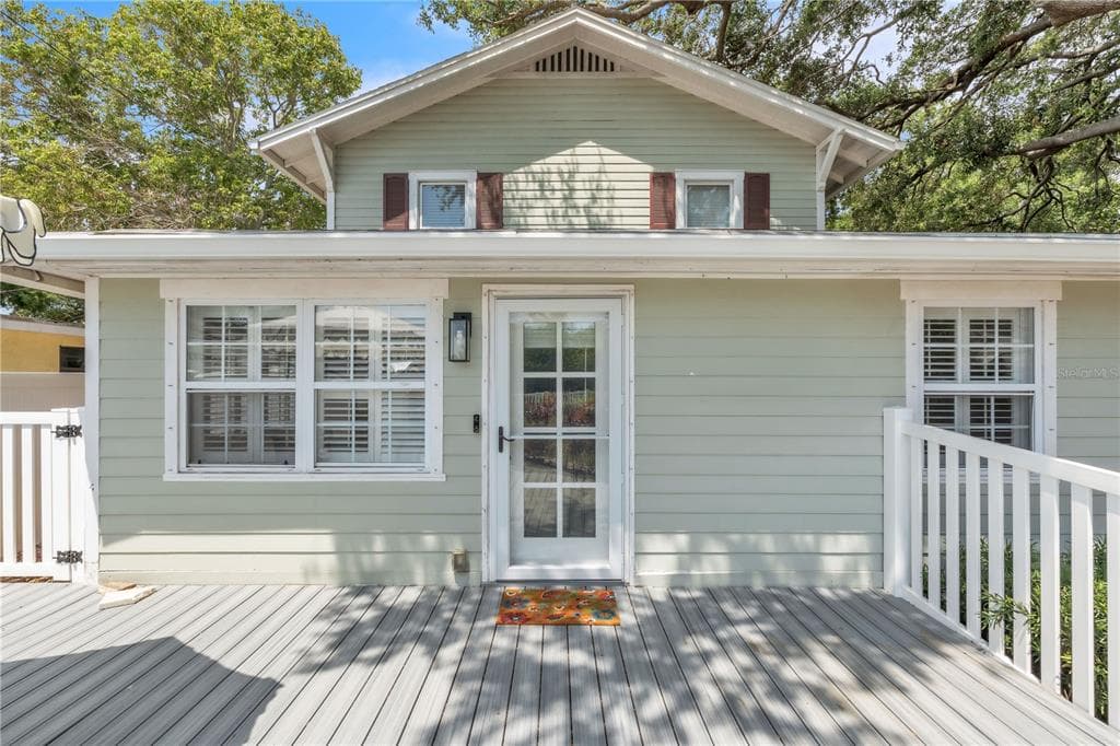 3018 JACKSON STREET N - Interior/Exterior Photo 5 - ST PETERSBURG, FL