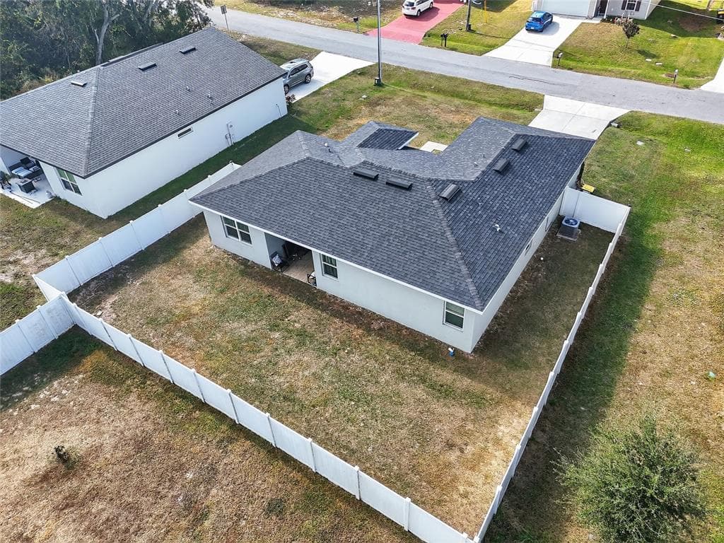 1664 REDFIN DRIVE - Interior/Exterior Photo 3 - KISSIMMEE, FL