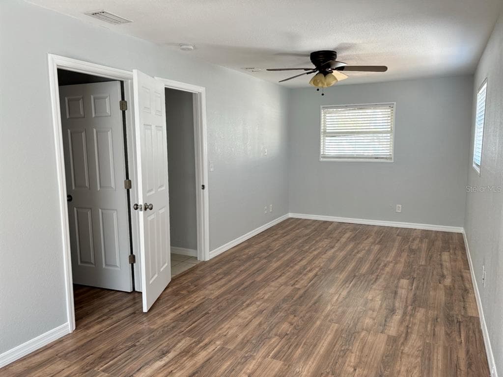 4431 W WALLACE AVENUE - Interior/Exterior Photo 4 - TAMPA, FL