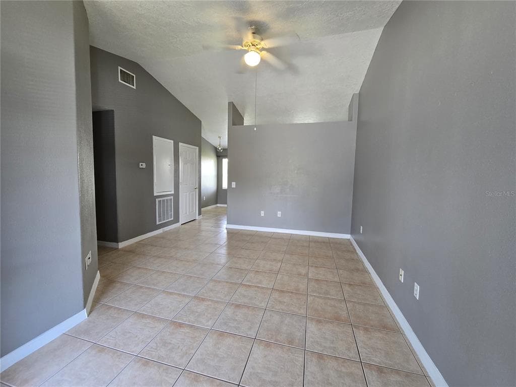 3113 JULIA COURT - Interior/Exterior Photo 2 - LAKELAND, FL