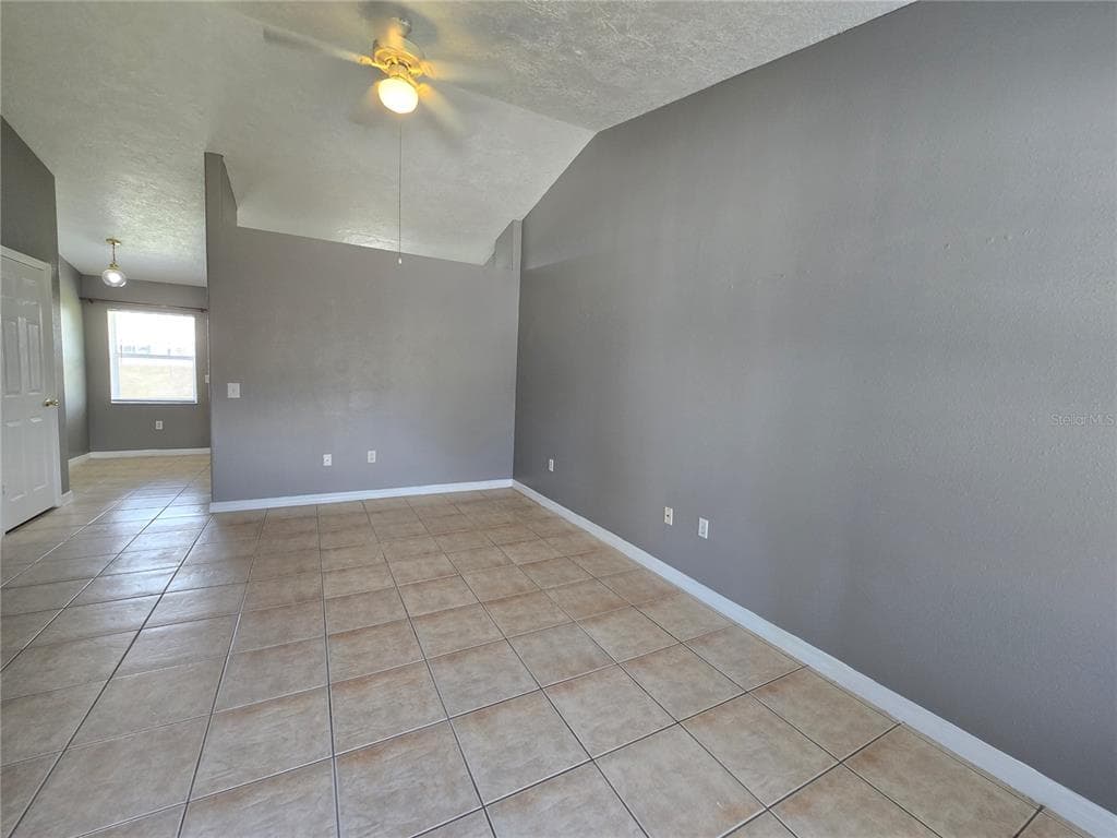 3113 JULIA COURT - Interior/Exterior Photo 3 - LAKELAND, FL