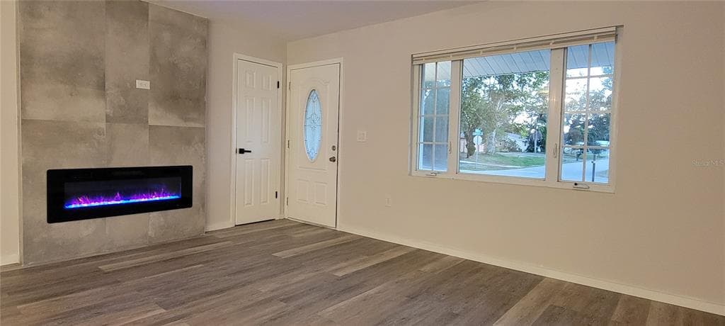 4697 LINWOOD STREET - Interior/Exterior Photo 4 - SARASOTA, FL