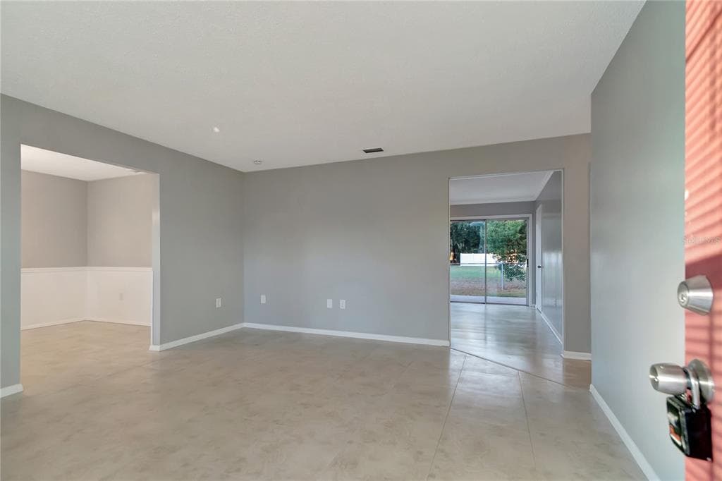 609 W REMINGTON ROAD - Interior/Exterior Photo 5 - LAKELAND, FL